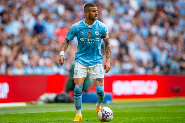 一方面保持 一方面保持