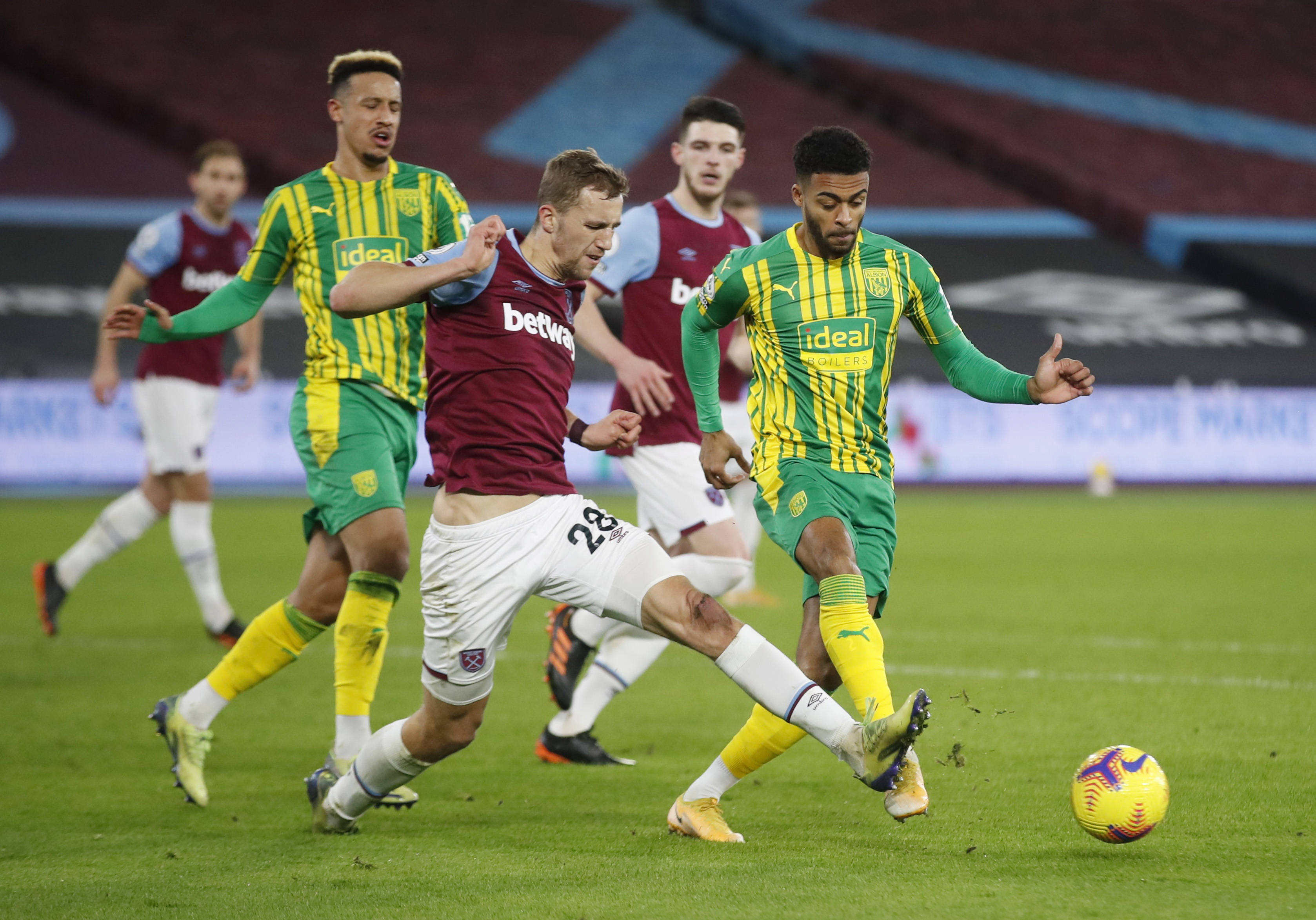 足球比赛并 足球比赛并